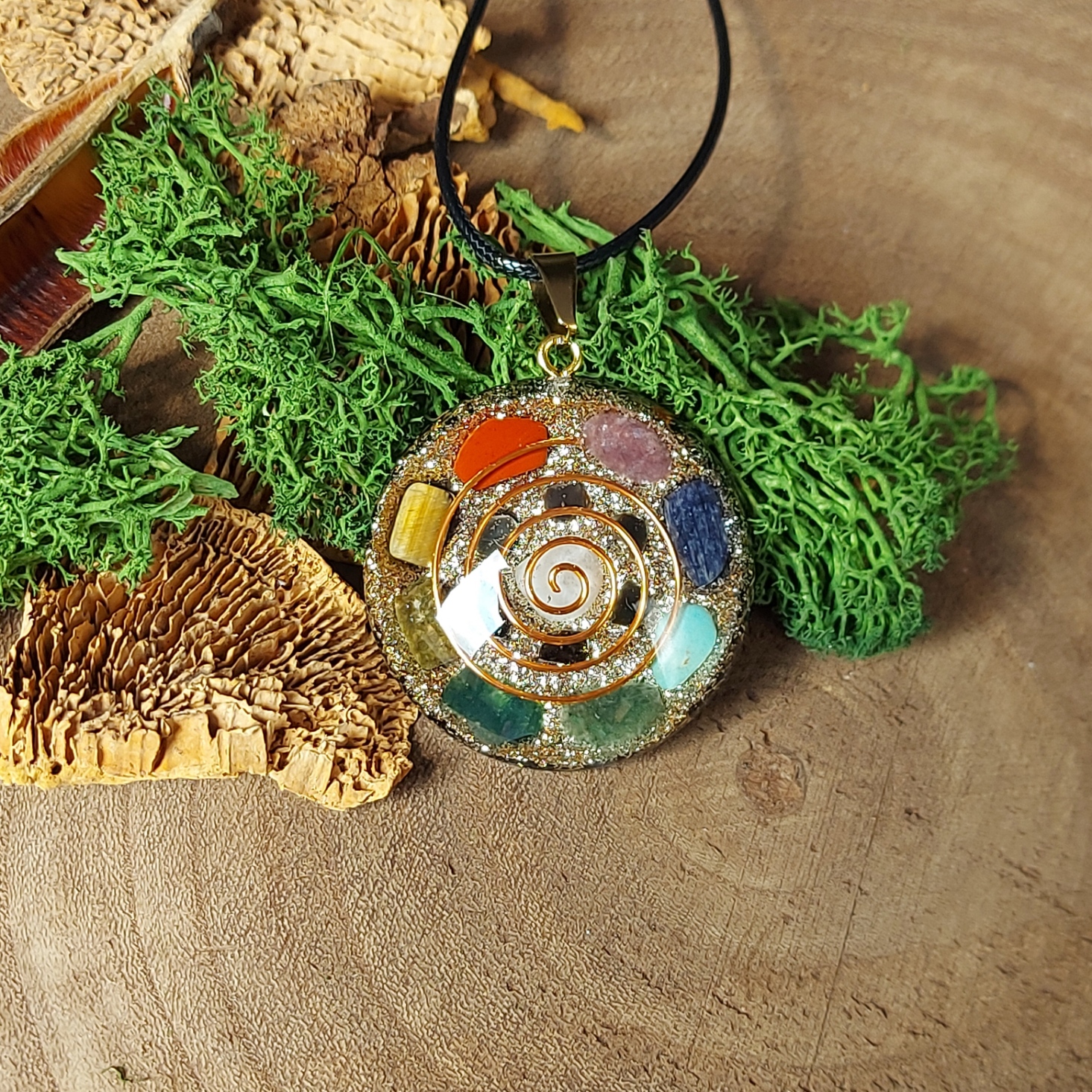 orgonite amulet veelkleurig spiraal koper