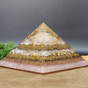 orgonite piramide zalmroze goud, spiraal in top