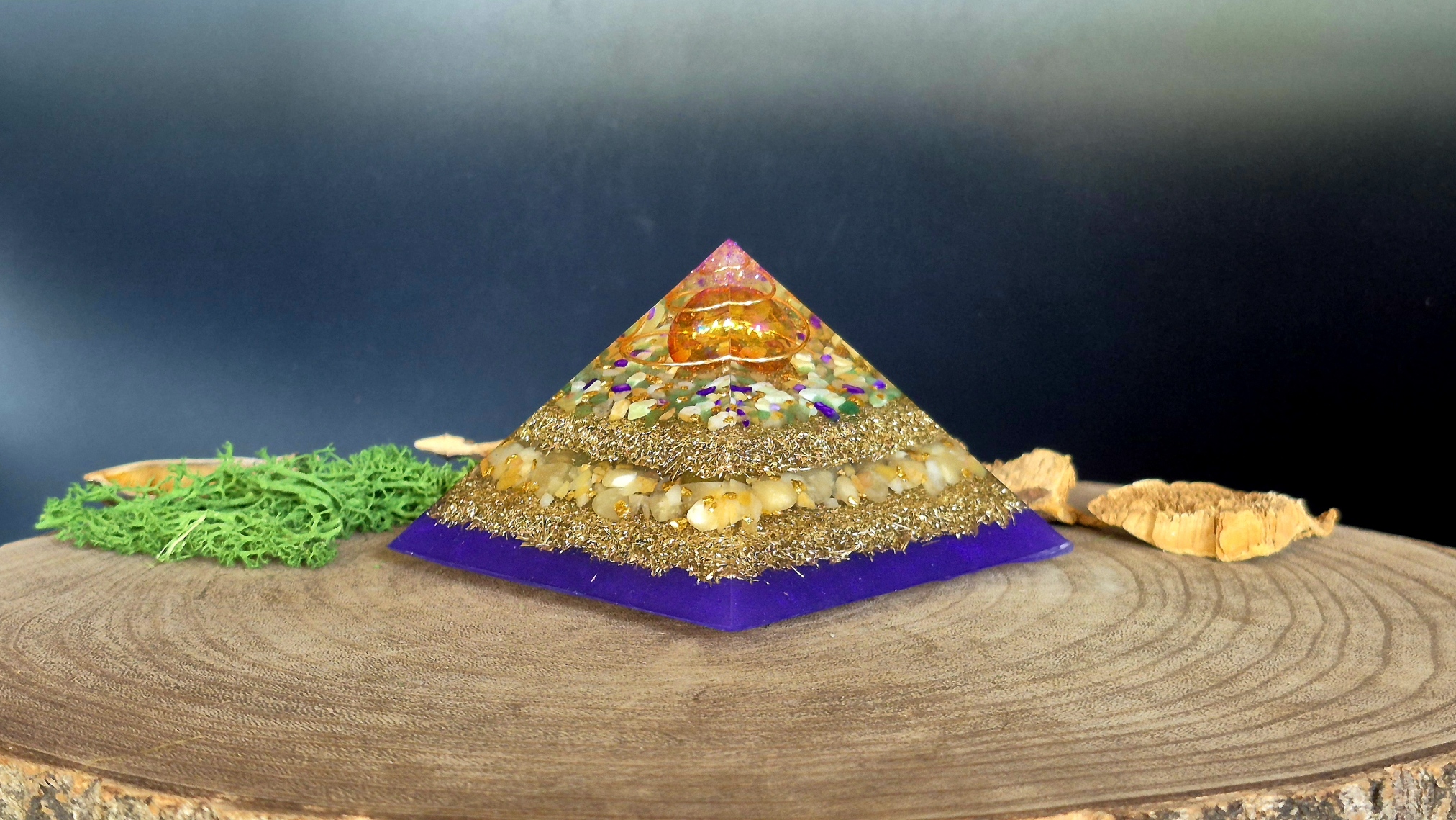 orgonite piramide bol aurakwarts